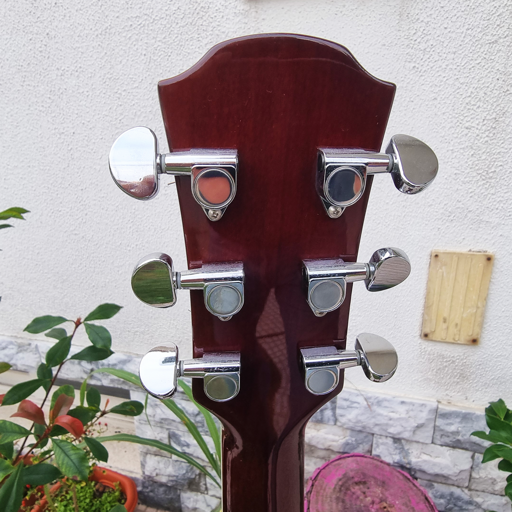 Guitarra Yamaha APX500 NT