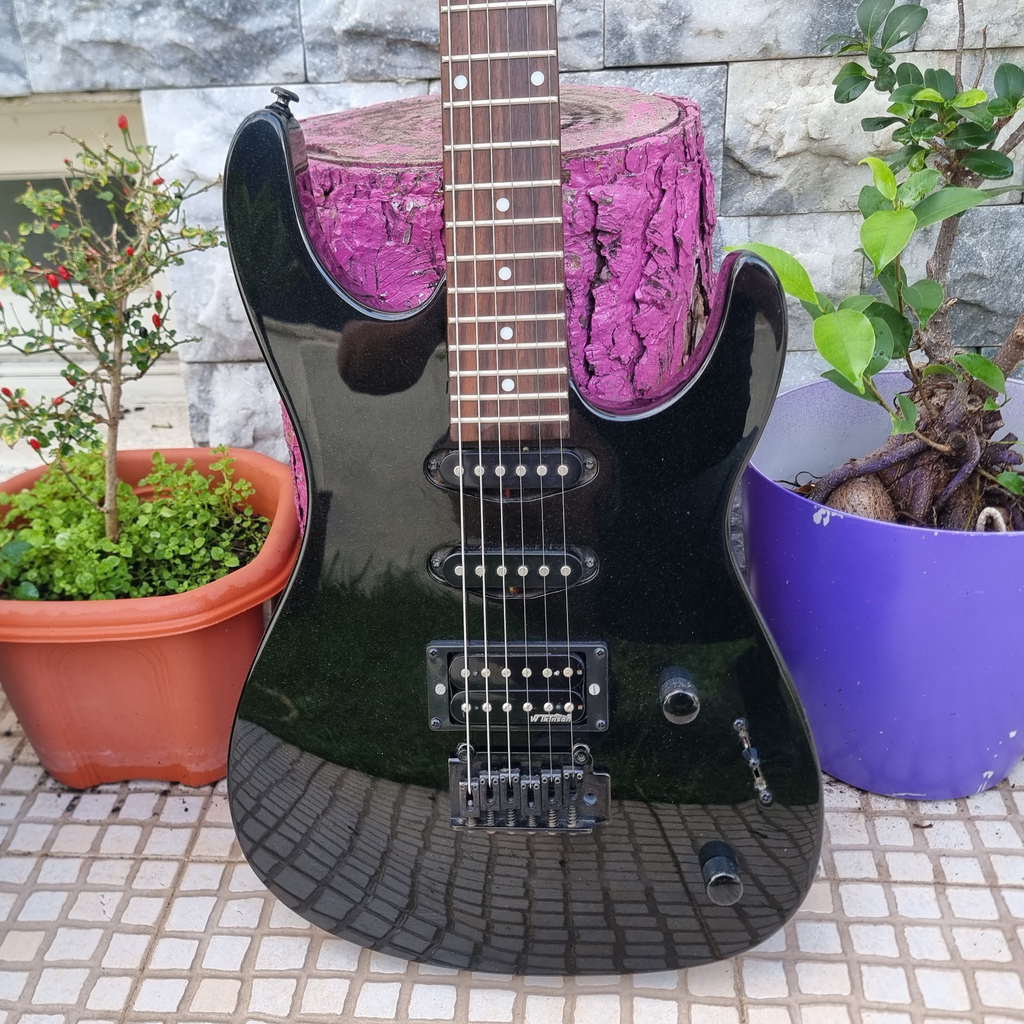 Guitarra Kramer Pacer