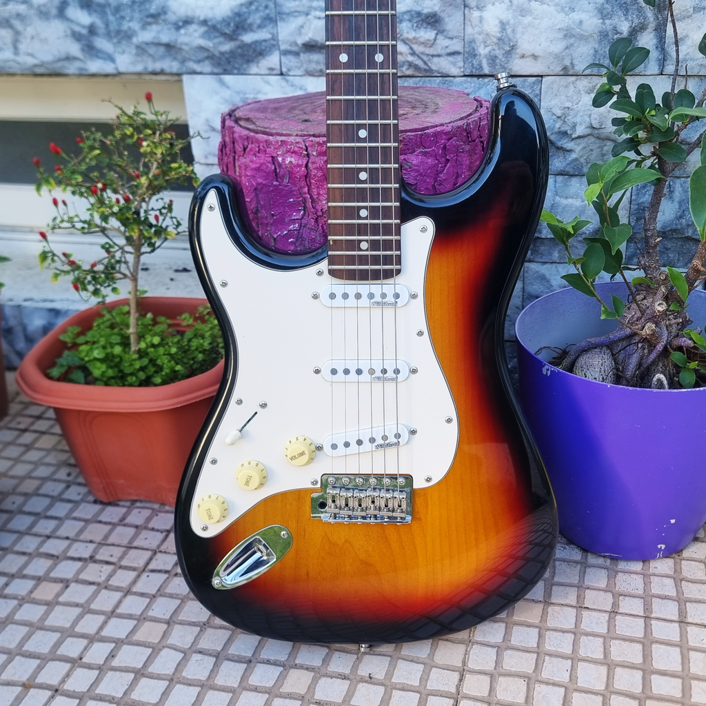Guitarra Vintage Reissued Series Stratocaster Sunburst Left Hand